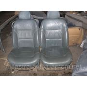 Передние сиденья на Renault Scenic. кожа фото