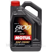 Моторное масло MOTUL 8100 X-lite 0w30 , 5 л. синтетика фотография