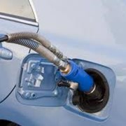 Заправка автомобилей сжатым газом метаном фото