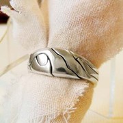 Серебреное кольцо головоломка от Wickerring фото