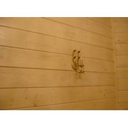 Обшивка балконов стен панелями из натуральной древесины