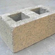 Блок из ячеистого бетона производства "Забудова" для кладки на клей