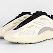 Кроссовки Adidas Yeezy 700 V3 «Azael»: светящиеся в темноте кроссовки