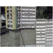 Строительство зданий в съемную и несъемную опалубку монолитным способом.Применение ячеистых бетонов на цементном и модифицированном гипсовом вяжущих. фото
