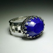 Эксклюзивное кольцо с лазуритом от WickerRing фотография
