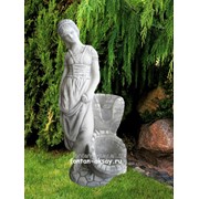 Фигурка для фонтана из камня Девушка с каскадом фото