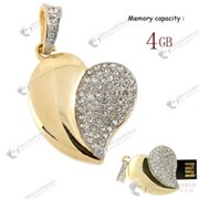 Элегантная USB флешка 4 GB в форме сердца с белыми кристаллами фотография