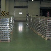 Переупаковка и предпродажная подготовка товаров,стикерение, маркировка фото