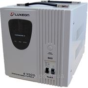 Стабилизатор напряжения LUXEON E-3000 фото