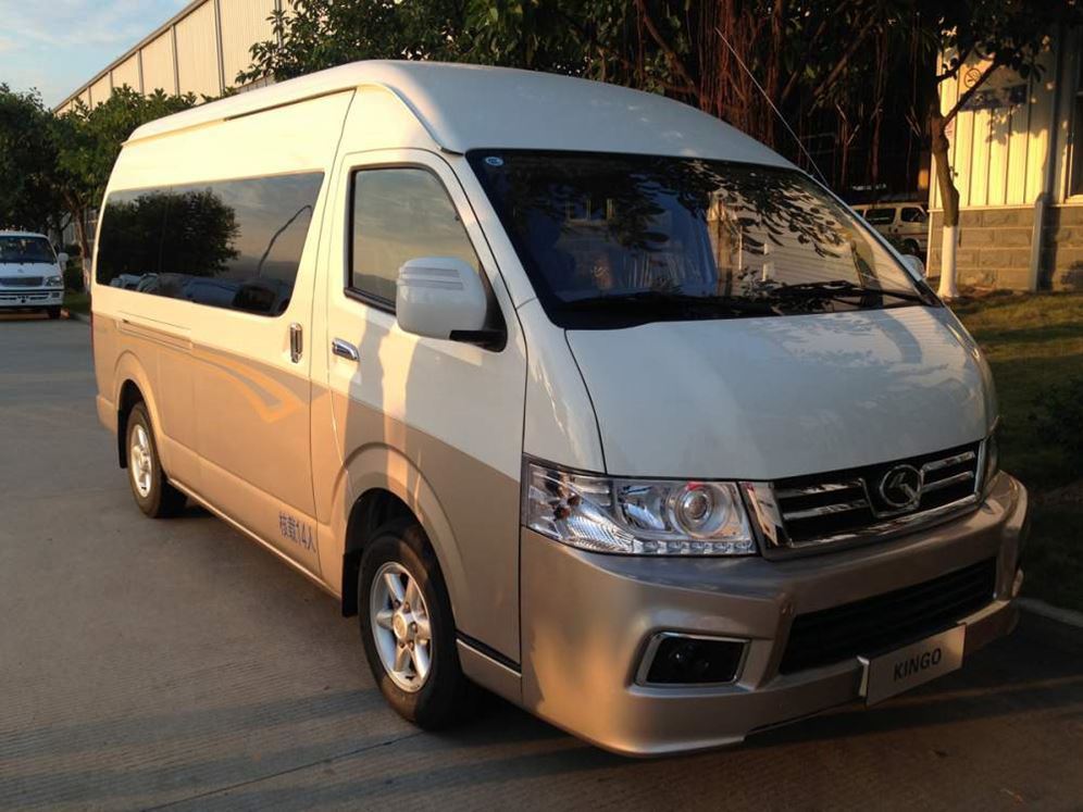 Микроавтобусы в казахстане. Тойота хайс 2013 года. Toyota hiace 2013. Аренда микроавтобуса. Микроавтобус в казахстане.