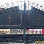 Кованые ворота в Донецке фото