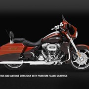 Harley-Davidson® CVO™ Street Glide® 2012 год фото