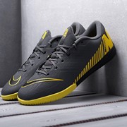 Футбольная обувь Nike Mercurial Vapor XII IC 40 фотография