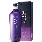 Регенирирующий шампунь Daeng Gi Meo Ri Vitalizing Shampoo 300 мл фотография