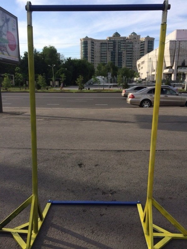 Крутящийся турник