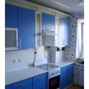 Кухня с фасадами ЛДСП в кромке ПВХ. Цвет синий. фото