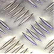 Рифленый алюминиевый лист для ступеней и пола фото