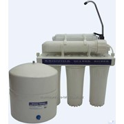Обратный осмос. Мембранные фильтры для очистки питьевой воды. фото