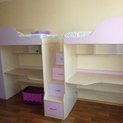 Кровать-чердак с рабочей зоной, шкафом и лестницей-комодом (кл15) Merabel фотография