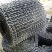 Сетка сварная 50*50*1,6 мм без покрытия в рулоне 2000*50000 мм фото