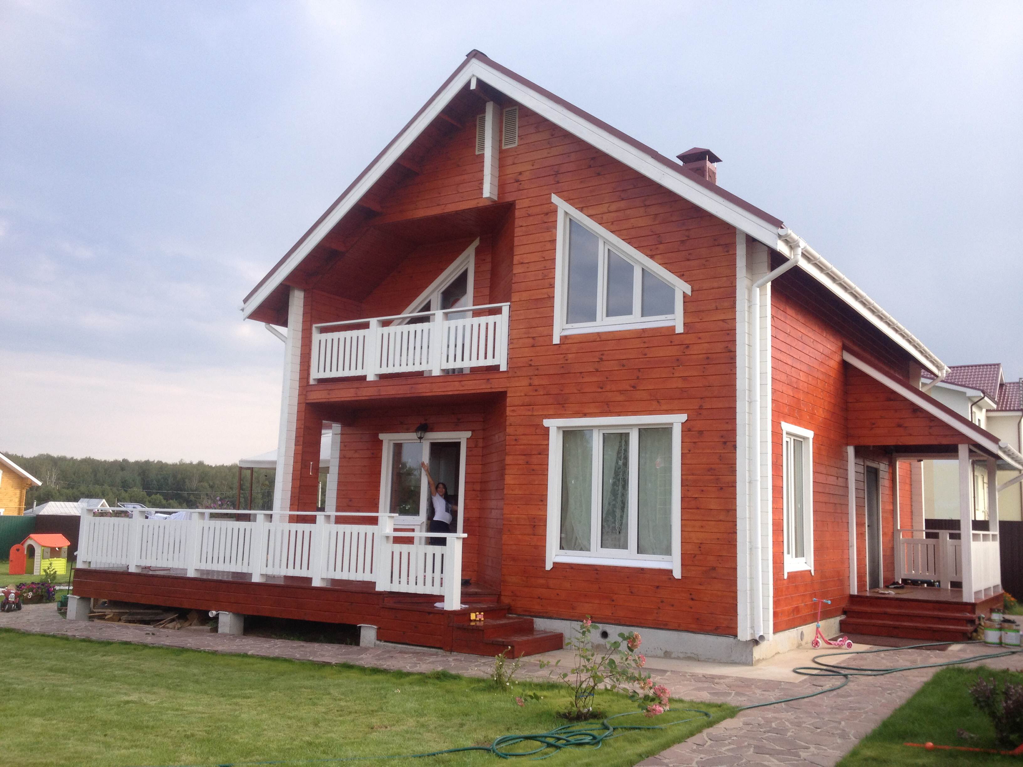 Дом неправильной формы фото. Дом неправильной формы. Дом лтд. Дом из керамзитобетонных блоков. Дом лтд.