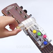 Учебный инструмент для настройки гитары фотография