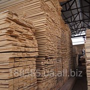 Пиломатериалы для строительства домов деревянных, бань, саун, доски из дуба для изготовления мебели в Сваляве фотография