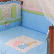 Бортики в детскую кроватку “Клубничка“ фотография