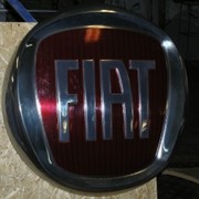 Объемный знак FIAT с внутренней подсветкой