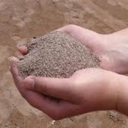 Песок из отсева дробления скальных пород фотография