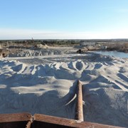 Песок строительный (среднезернистый, обогащённый) фото