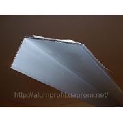 Алюминиевый профиль — уголок размером 10х20х2 фото