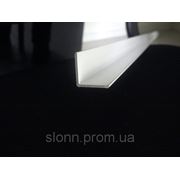 Уголок алюминиевый, белого цвета (15*15*1 мм) фото