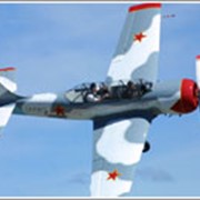 Учебно-тренировочный спортивный самолет ЯК-52 фото