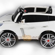 Электромобиль River Toys Porsche Macan A555MP белый