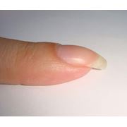 Маникюр ремонт ногтя фотография