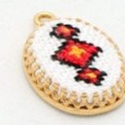 Кулон с ручной вышивкой «Этно» фото