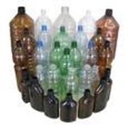 Бутылки из полиэтилена пластиков фотография