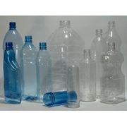 Бутылки из полиэтилена пластиков фотография