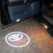 Подсветка двери TOYOTA с логотипом в штатное место LED