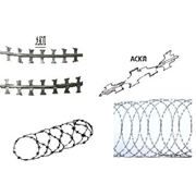 Проволока колючая Барьеры безопасности из армированной колючей проволоки и армированной скрученной колючей ленты «Егоза».- Нить АКЛ и АСКЛ- СББ (спиральный барьер безопасности)- ПББ (плоский барьер безопасности). Любой диаметр и количество скоб.