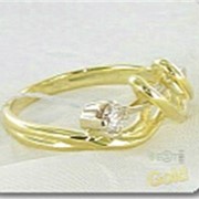 Золотое кольцо с Бриллиантом фото