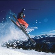 Обучение спуску на горных лыжах фото