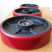 Колеса рулевые для складской грузоподъемной техники из полиуретана фото