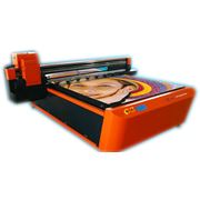 Планшетный принтер марки SKYJET UV Принтер для печати на плитке фотография