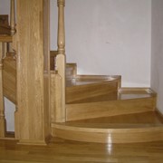 Ступени лестничные деревянные Чернигов фотография
