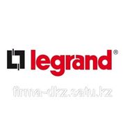 Электроустановочные изделия Legrand фотография