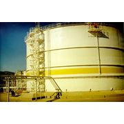 Резервуары для хранения нефтепродуктов резервуары нефтяные РВС резервуары вертикальные стальные фотография