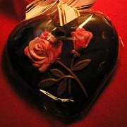 Шоколадное сердце (в подарок) фото