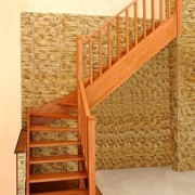 Готовая деревянная лестница, Лестница-конструктор фото
